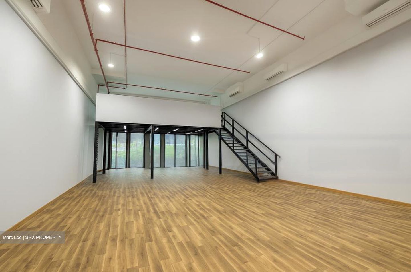 Space 18 (D12), Factory #476661251